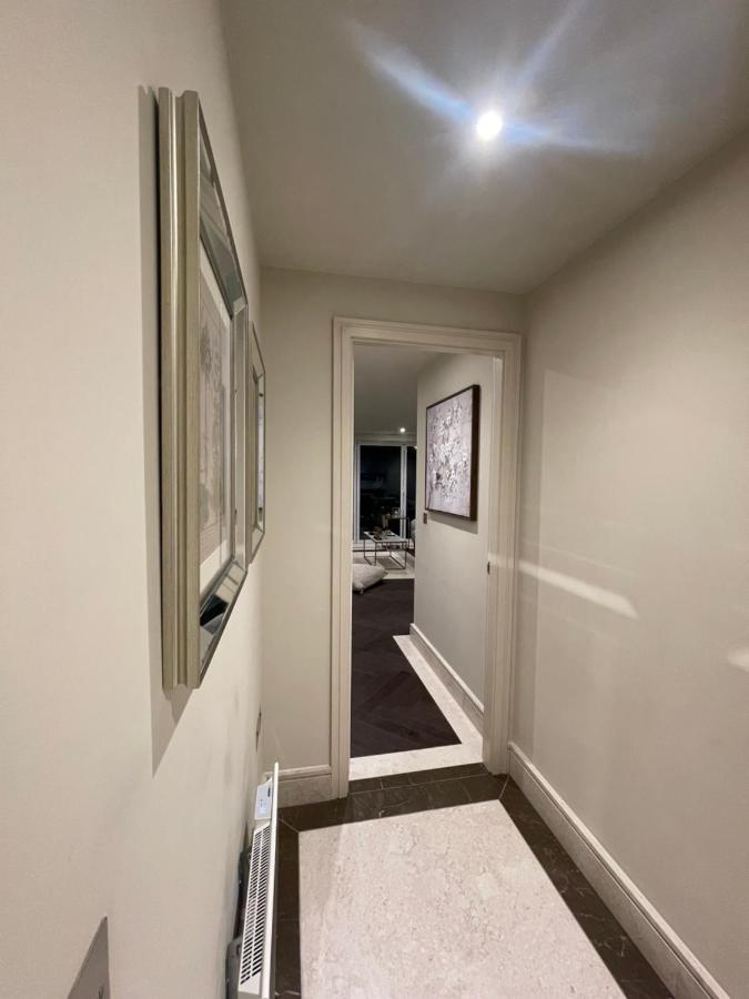 Sophisticated 1Br, 1 Ba Chigwell Designer Flat Chcl F2 Appartement Buitenkant foto