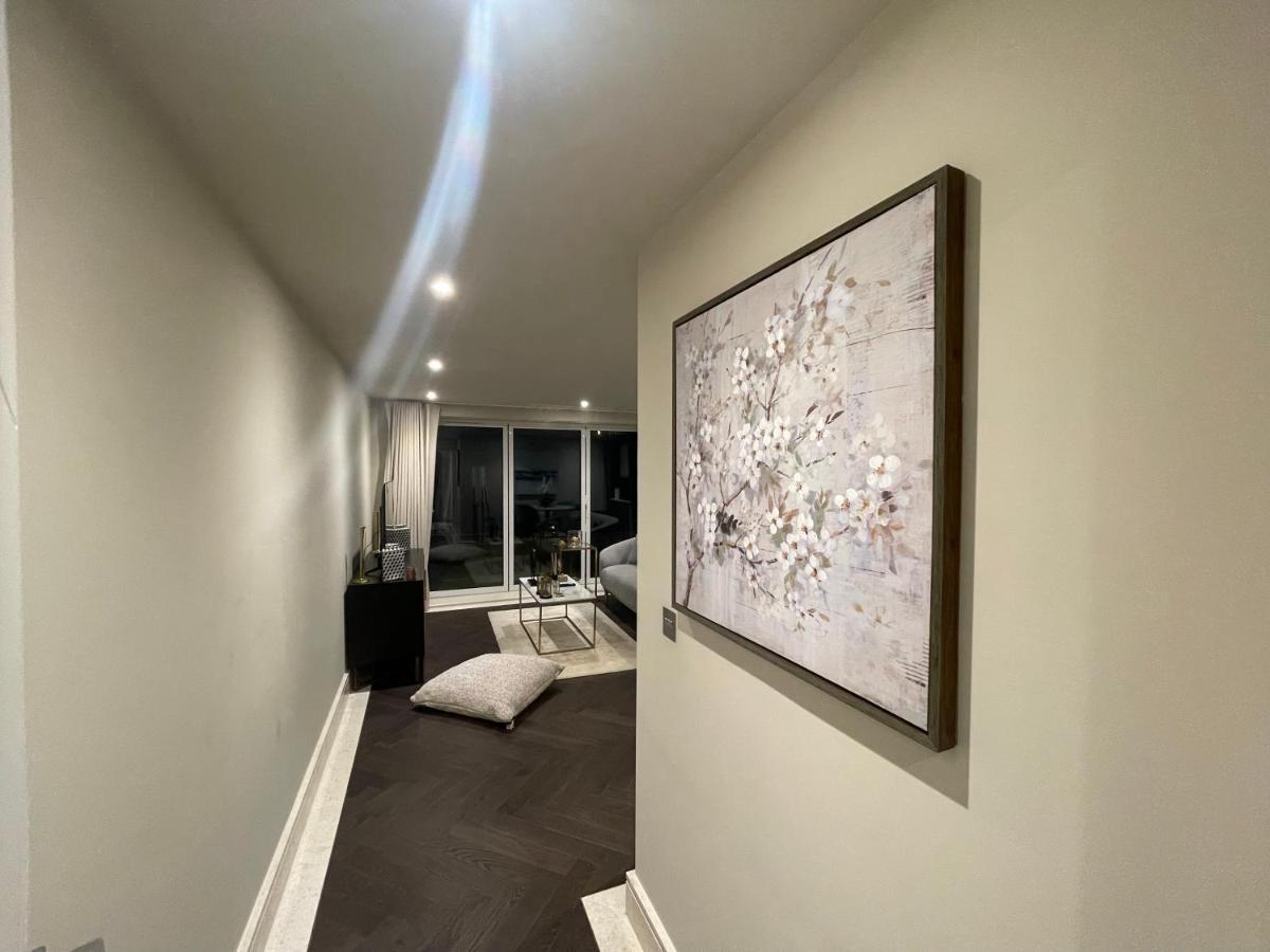 Sophisticated 1Br, 1 Ba Chigwell Designer Flat Chcl F2 Appartement Buitenkant foto