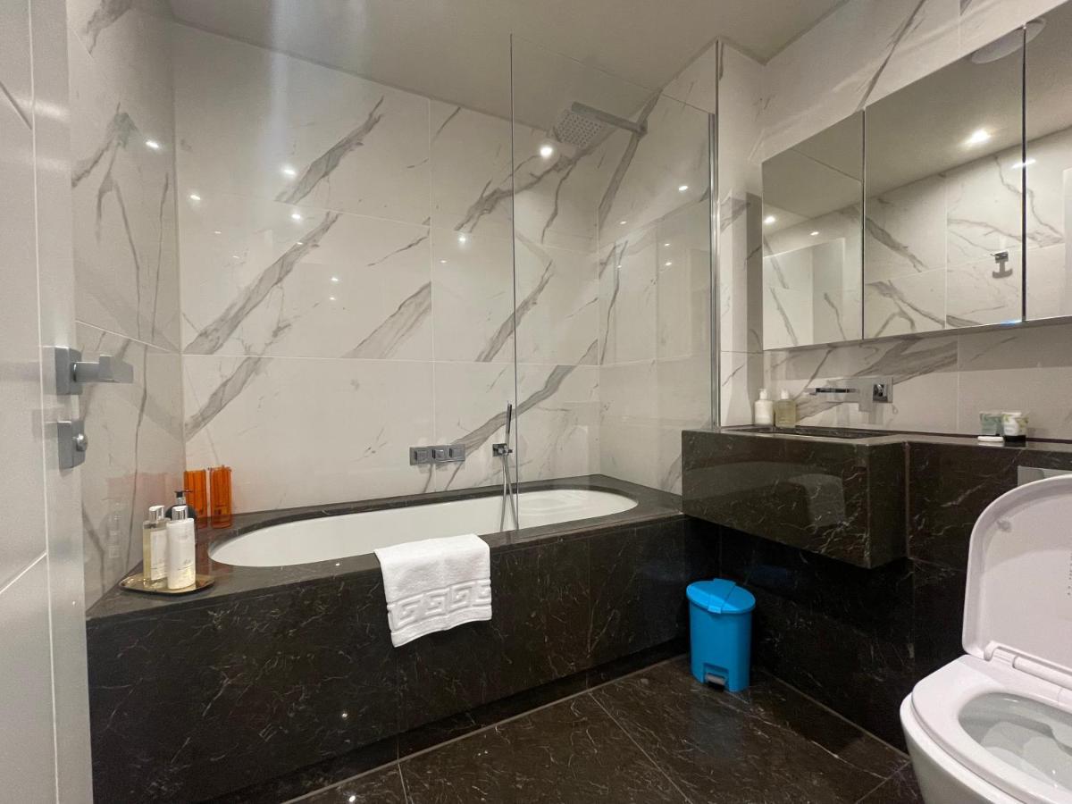 Sophisticated 1Br, 1 Ba Chigwell Designer Flat Chcl F2 Appartement Buitenkant foto