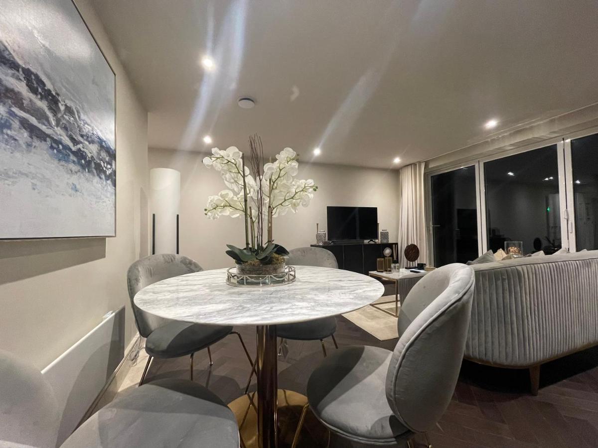 Sophisticated 1Br, 1 Ba Chigwell Designer Flat Chcl F2 Appartement Buitenkant foto